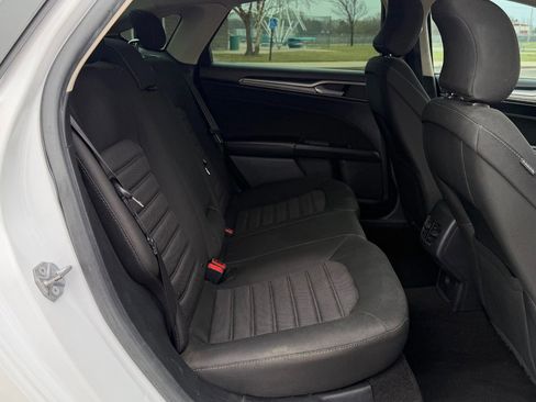 Certified 2019 Ford Fusion SE AWD/4WD image 21
