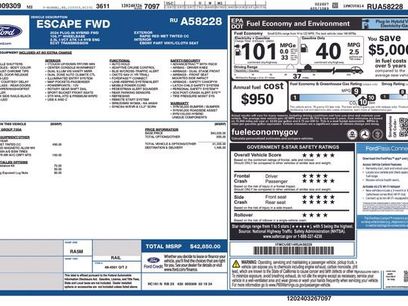 New 2024 Ford Escape SE