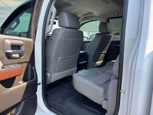 Used 2016 GMC Sierra 2500 SLT w/ Duramax Plus Package AWD/4WD image 26