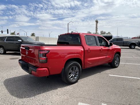 Used 2025 Nissan Frontier SV RWD image 4