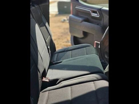 Used 2023 Chevrolet Silverado 1500 LT image 4