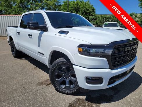 Used 2025 RAM 1500 Big Horn AWD/4WD image 1