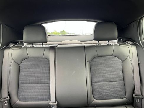 Used 2025 Buick Envista Preferred FWD image 38