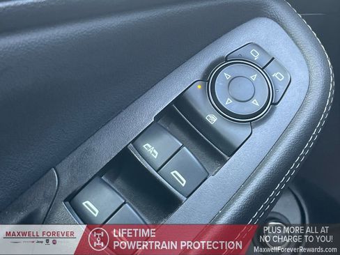 Used 2023 Buick Encore GX Essence w/ Experience Buick Package image 7