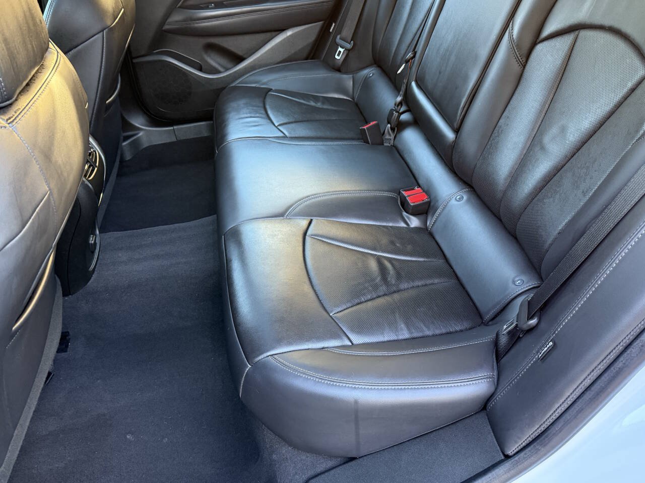 Used 2019 Buick LaCrosse Essence w/ Sun and Shade Package FWD image 39