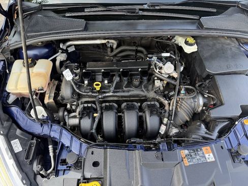 Used 2017 Ford Focus Titanium FWD image 24