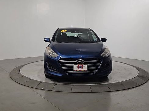 Used 2016 Hyundai Elantra GT image 9