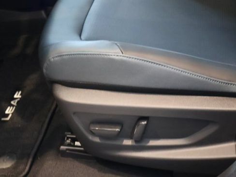 New 2026 Nissan Leaf SV+ w/ Floor Mat Package (SV+) FWD image 11