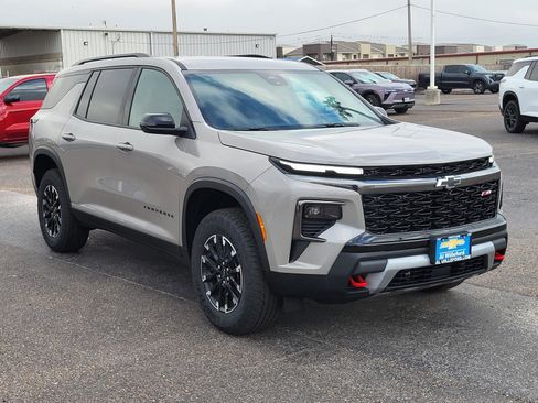 New 2026 Chevrolet Traverse Z71 image 7