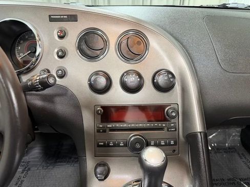 Used 2007 Pontiac Solstice GXP RWD image 16