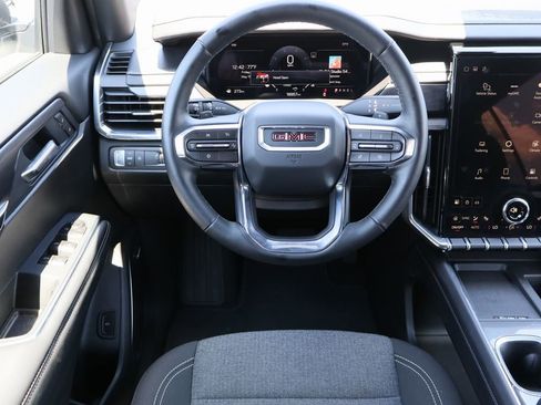 Certified 2025 GMC Acadia Elevation FWD image 23
