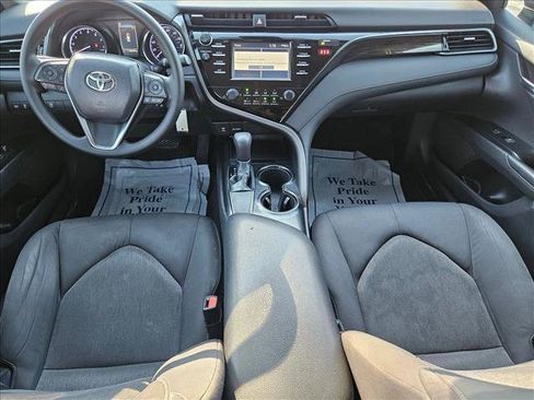 Used 2019 Toyota Camry LE FWD image 16