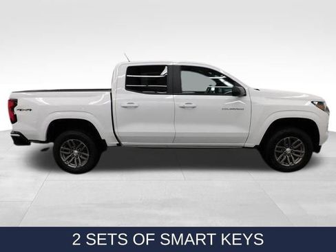 Used 2023 Chevrolet Colorado LT w/ LT Convenience Package II AWD/4WD image 16