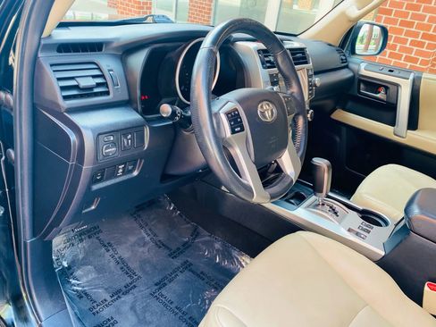 Used 2011 Toyota 4Runner Limited RWD image 6