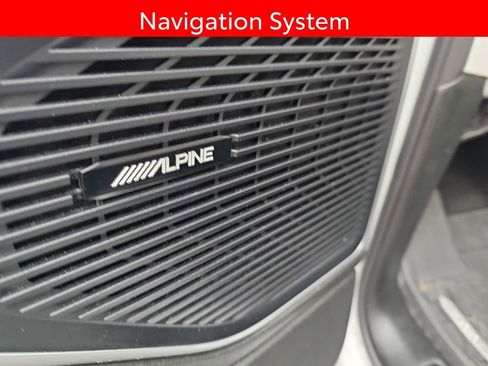 Used 2024 Jeep Wagoneer L Series II w/ Flexible Seating Group AWD/4WD image 6