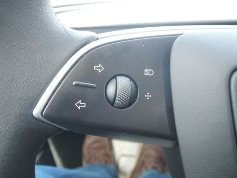 Used 2025 Tesla Model 3 Long Range image 13