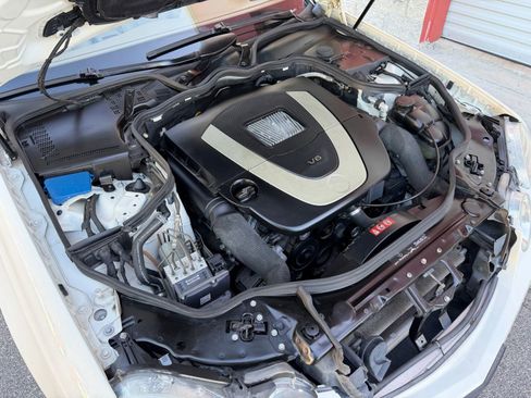 Used 2008 Mercedes-Benz E 350 Sedan image 34