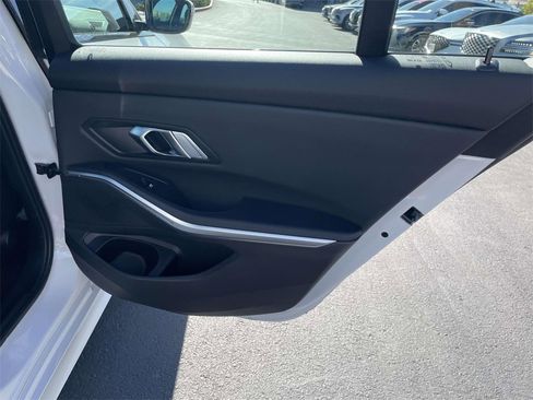 Used 2022 BMW 330i Sedan w/ Convenience Package image 25