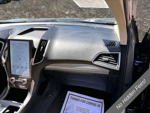 Used 2021 Ford Edge SEL w/ Cargo Accessory Package AWD/4WD image 15