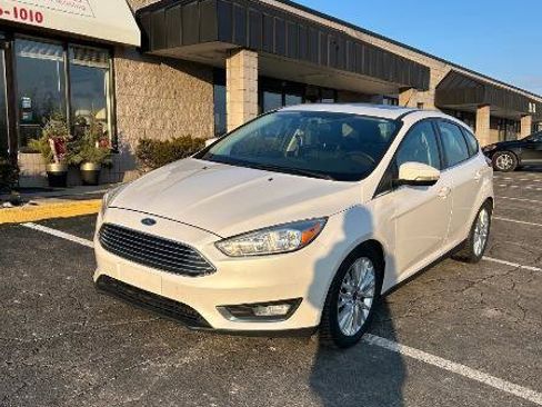 Used 2015 Ford Focus Titanium image 2