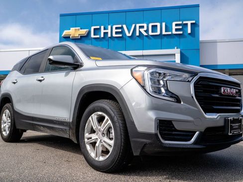 Certified 2024 GMC Terrain SLE AWD/4WD image 1