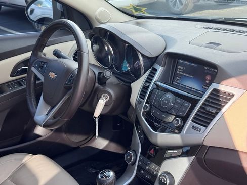 Used 2014 Chevrolet Cruze LT w/ Enhanced Safety Package FWD image 5