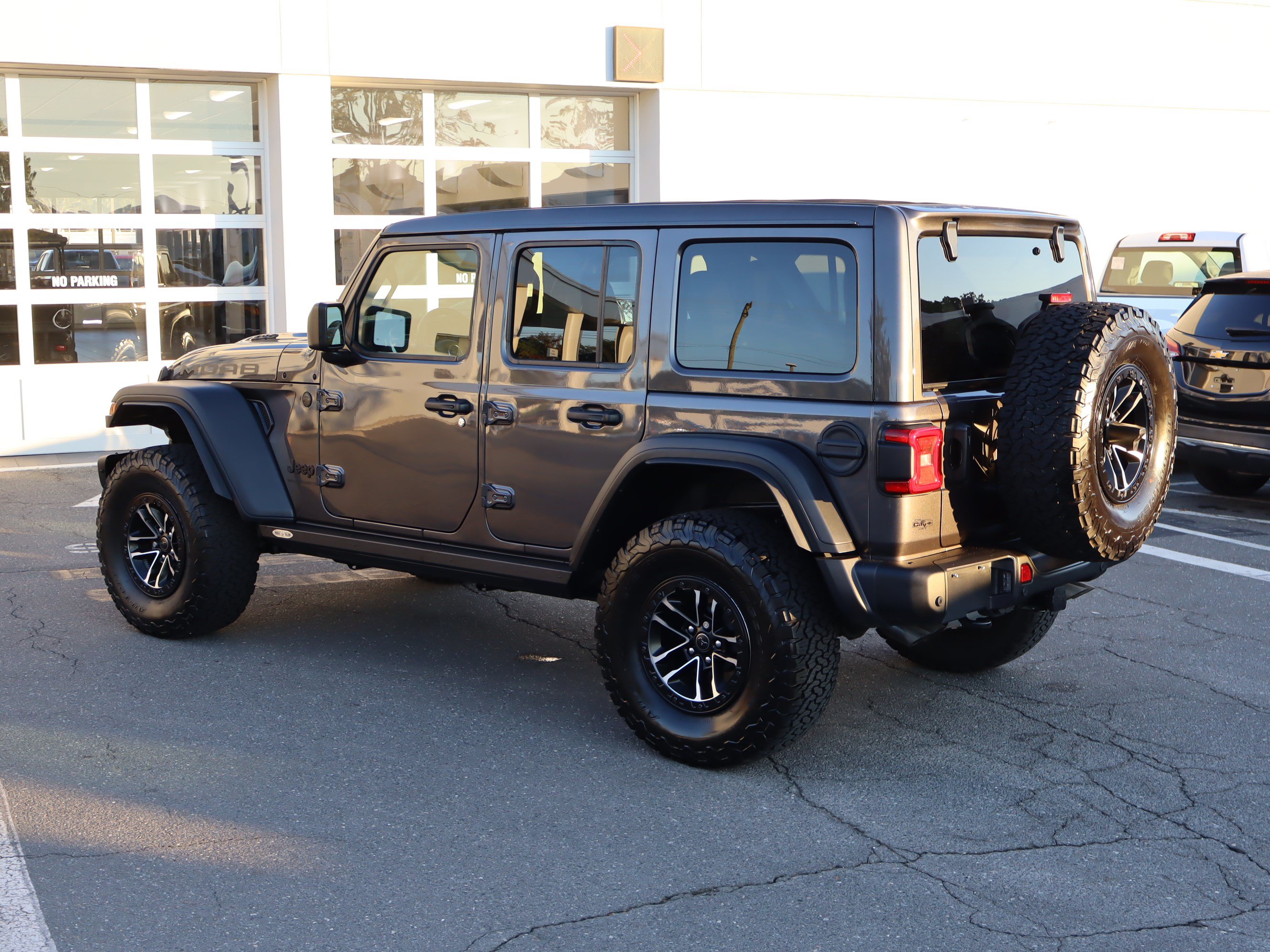 Used 2026 Jeep Wrangler Unlimited Rubicon 392 AWD/4WD image 8