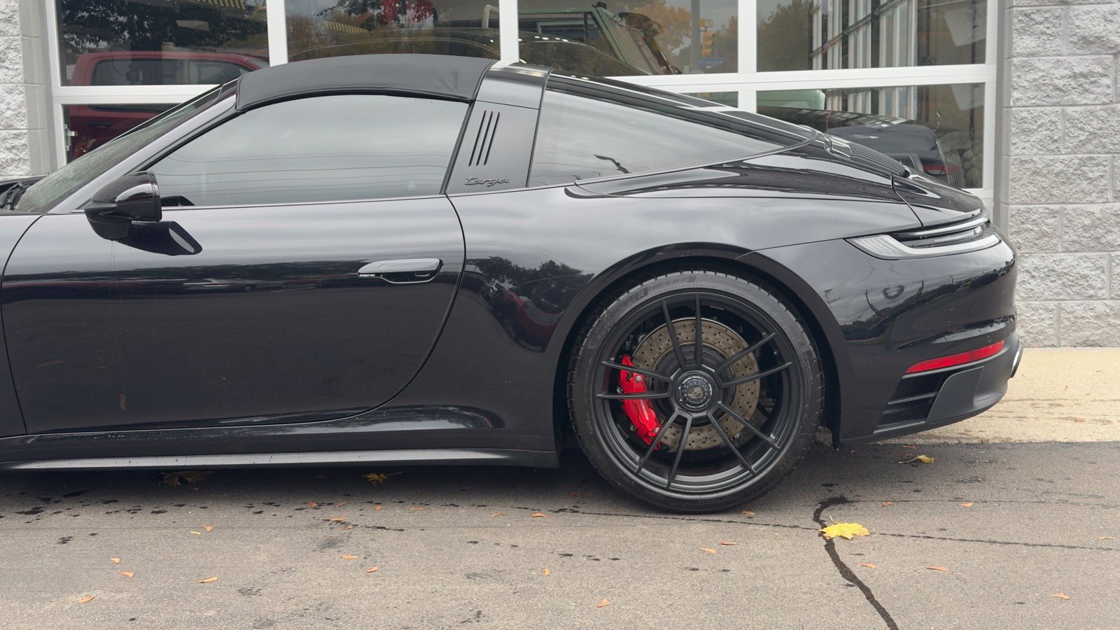 Used 2023 Porsche 911 Targa 4 GTS AWD/4WD image 4