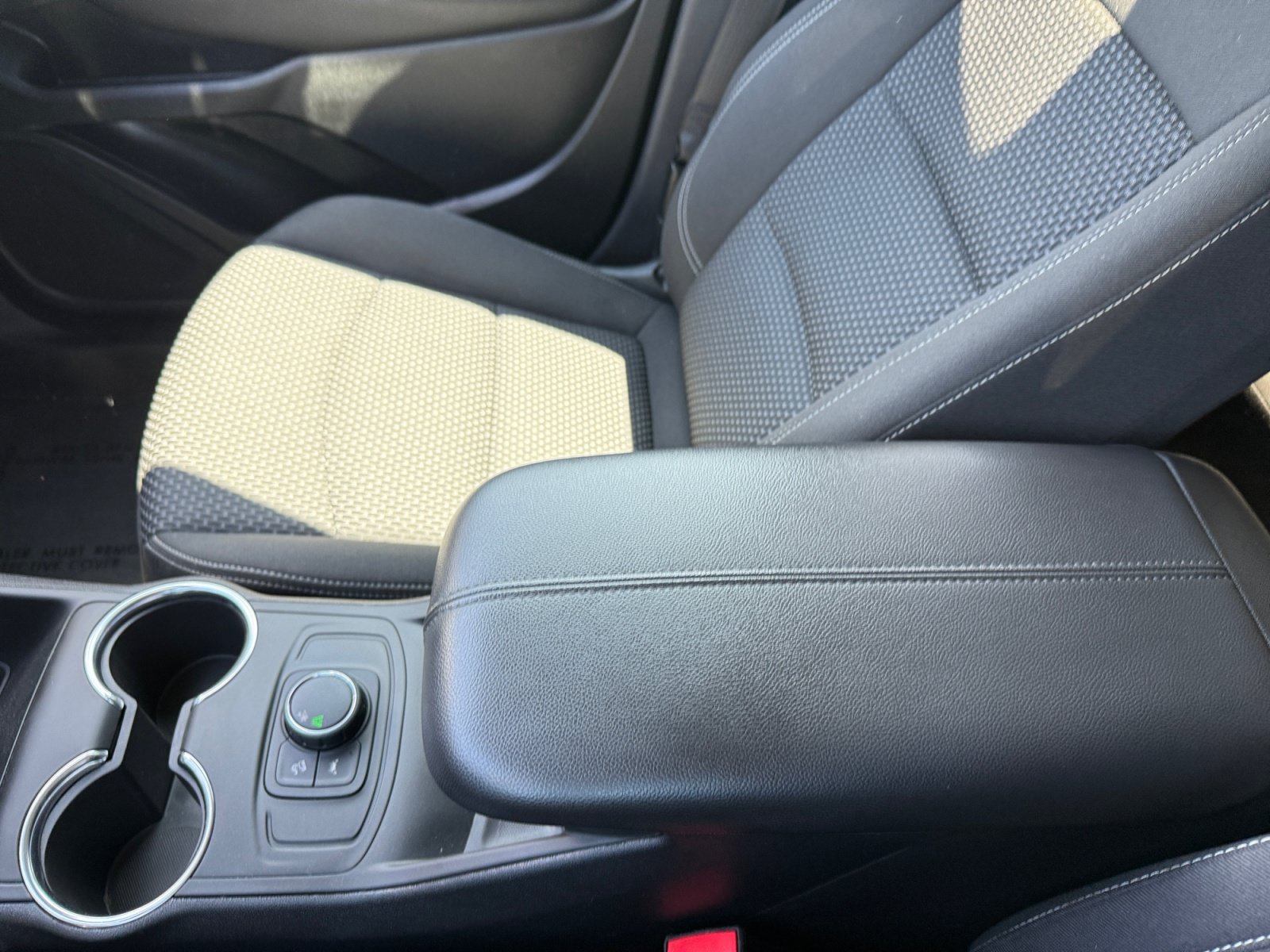 Used 2024 GMC Terrain SLE FWD image 14