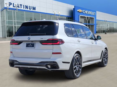 Used 2027 BMW X7 xDrive40i w/ M Sport Package AWD/4WD image 5