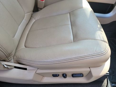 Used 2013 Ford F150 Lariat w/ Mid Equipment Group AWD/4WD image 8