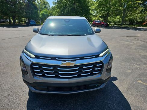 Used 2026 Chevrolet Equinox LT w/ Convenience Package II AWD/4WD image 9