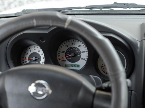 Used 2004 Nissan Xterra XE RWD image 21