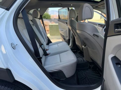 Used 2018 Hyundai Tucson Value AWD/4WD image 32