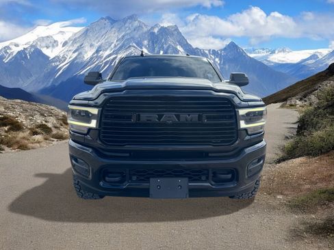 Used 2020 RAM 2500 Laramie image 8