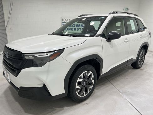 Certified 2025 Subaru Forester image 4