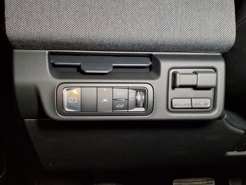 New 2026 GMC Sierra EV Elevation AWD/4WD image 17