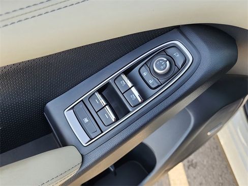 New 2026 Subaru Ascent Limited image 12