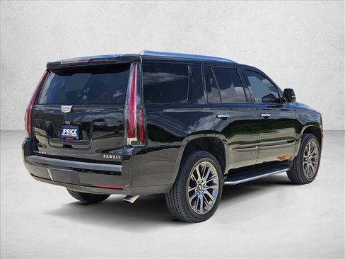 Used 2020 Cadillac Escalade Luxury w/ Escalade Sport Edition RWD image 5