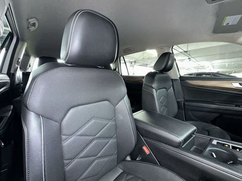 Used 2024 Volkswagen Atlas SE FWD image 27