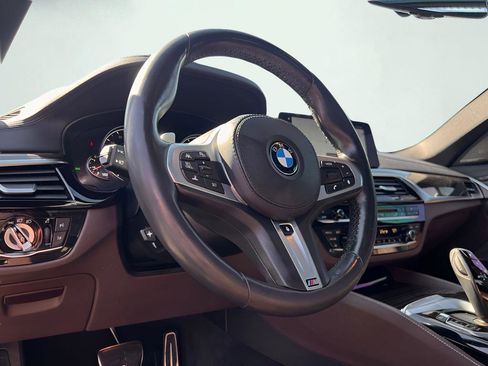 Used 2021 BMW 530i w/ Executive Package RWD image 66