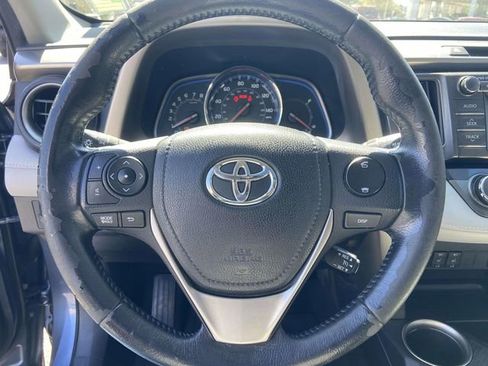 Used 2013 Toyota RAV4 Limited image 19