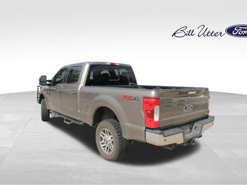 Used 2018 Ford F250 Lariat w/ FX4 Off-Road Package AWD/4WD image 7