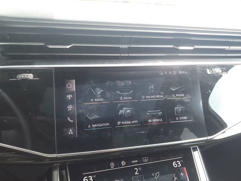 Used 2025 Audi Q7 3.0T Premium Plus AWD/4WD image 27