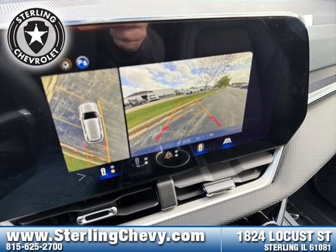 New 2026 Chevrolet Equinox LT w/ Convenience Package II image 13