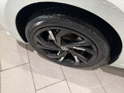 New 2026 Volkswagen Jetta SE FWD image 7