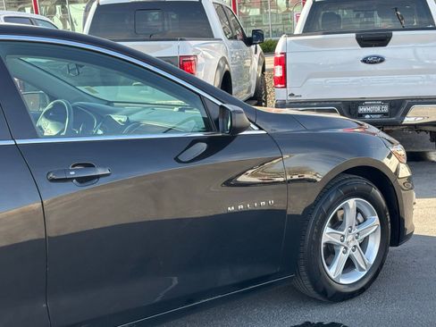 Used 2024 Chevrolet Malibu LS FWD image 3