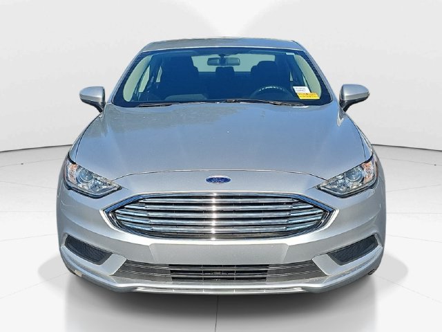 Used 2018 Ford Fusion SE FWD image 8