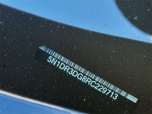 Used 2024 Nissan Pathfinder Platinum w/ Cargo Package image 37