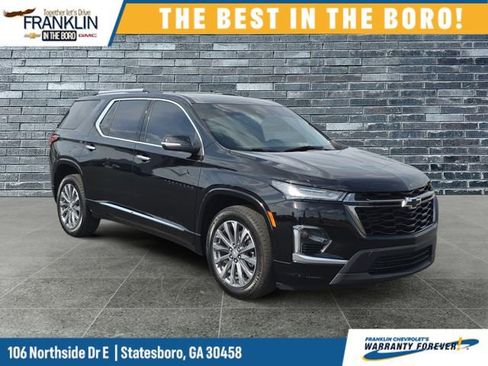 Used 2023 Chevrolet Traverse Premier AWD/4WD image 7